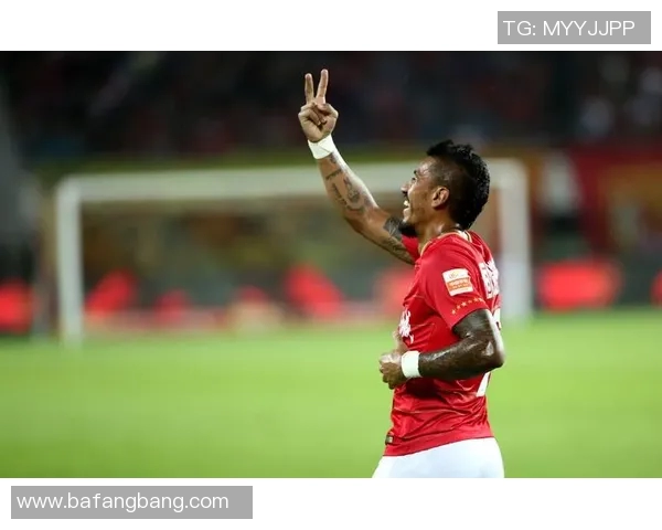 权健主场迎战恒大争夺中超荣耀两队实力对决引人关注